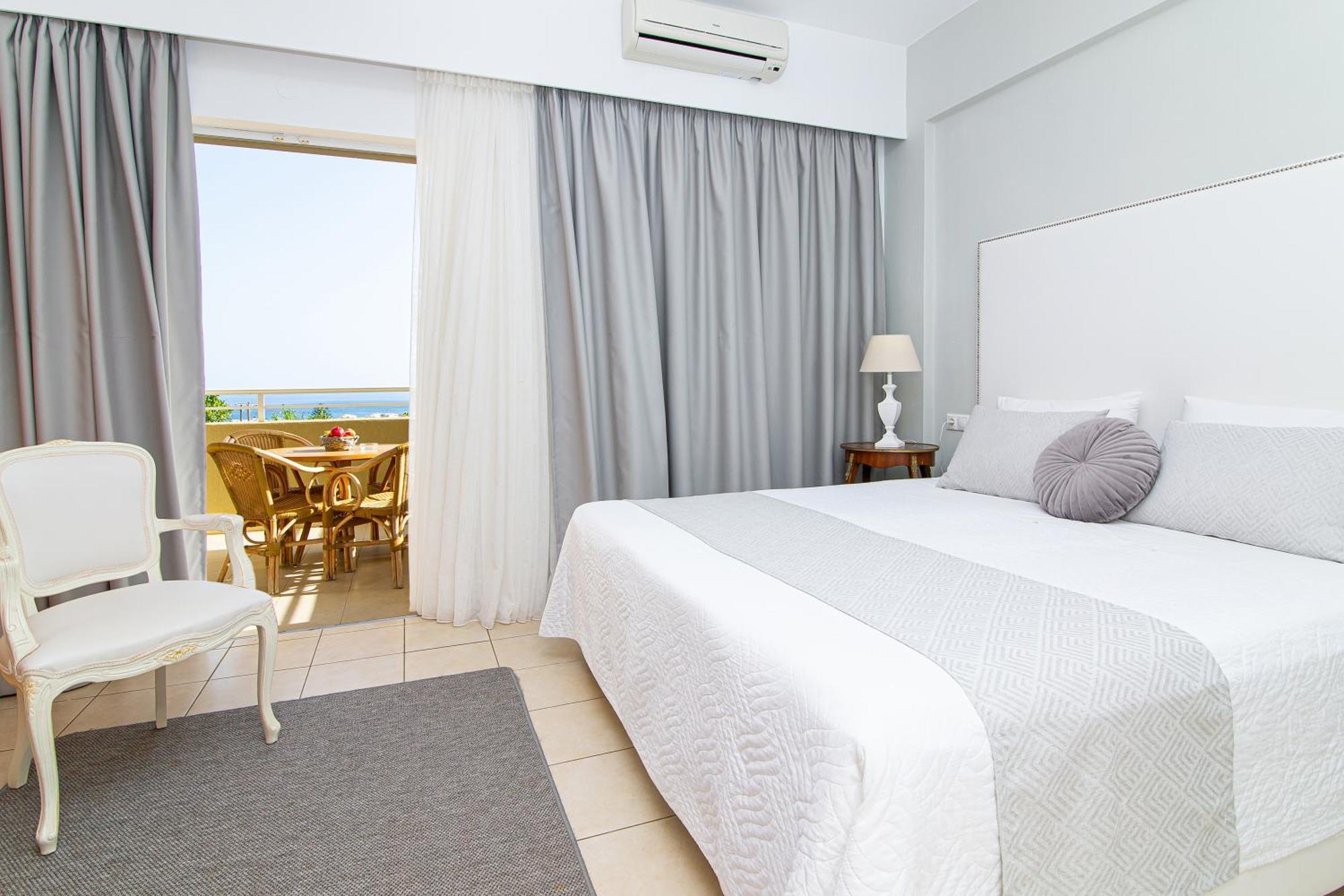 Luxury One-Bedroom Apartment Sea View,1082534086:JPEG